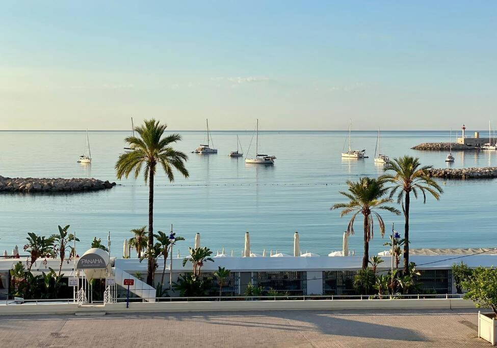 Le Garavan-Vue Mer-Plage-Clim-Terrasse Menton Buitenkant foto